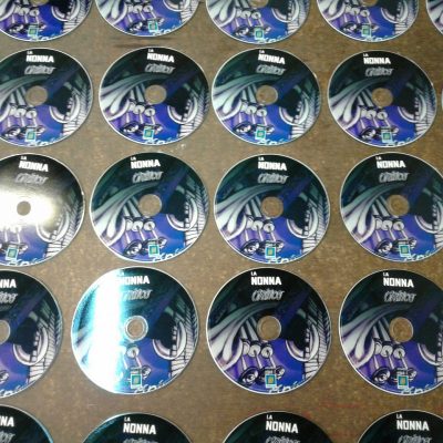 10 CD o DVD personalizado
